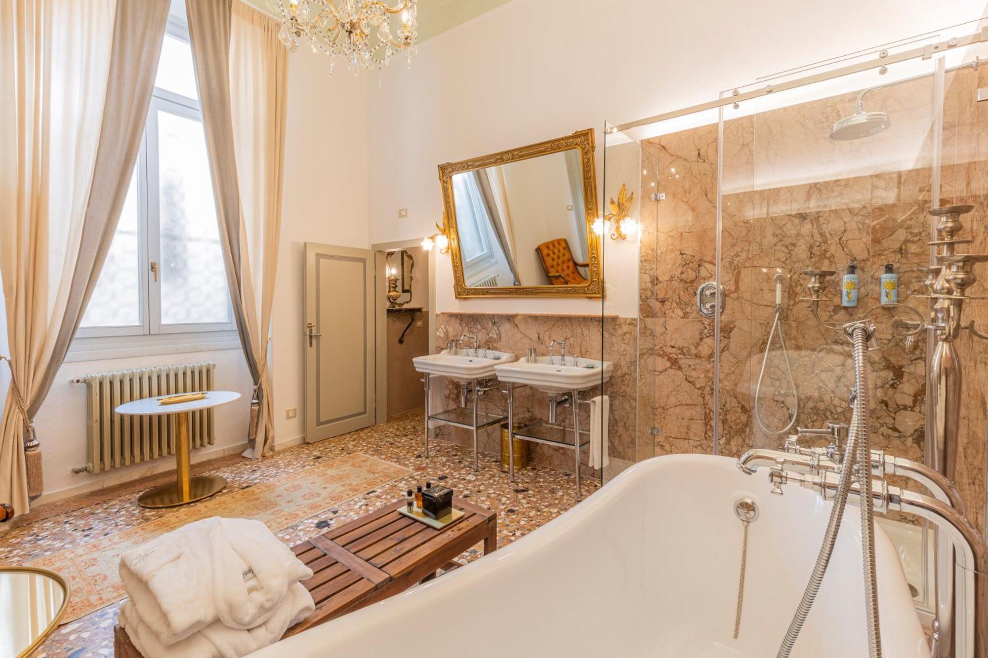 Corte Realdi - Palazzo Camozzini Верона Стая снимка